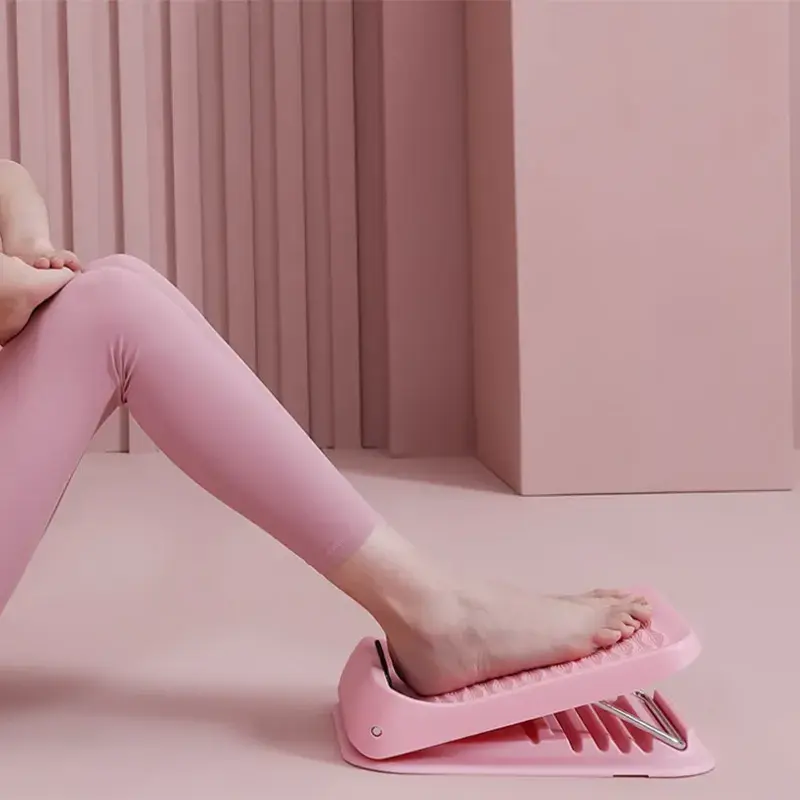 Adjustable indoor foot extension