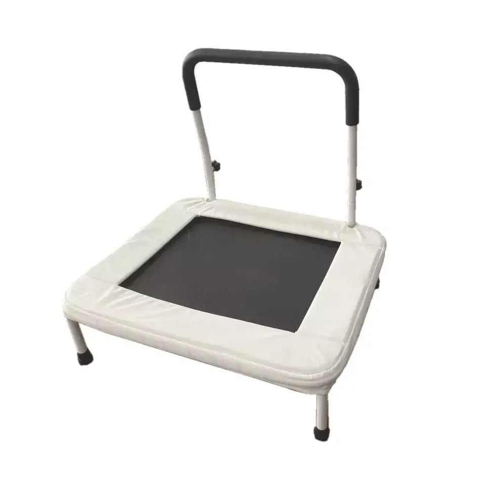 Square mini trampoline Featured Image