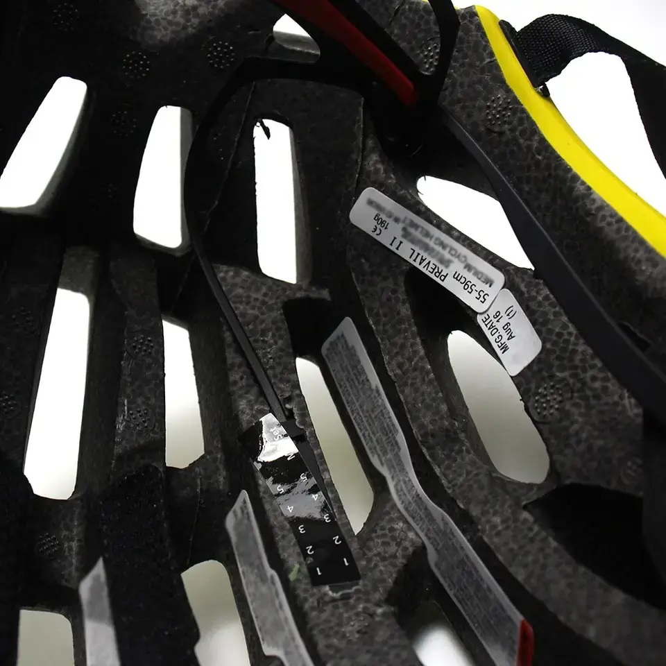 mountain bike road helmet lightweight and breathable men and women outdoor sports cycling