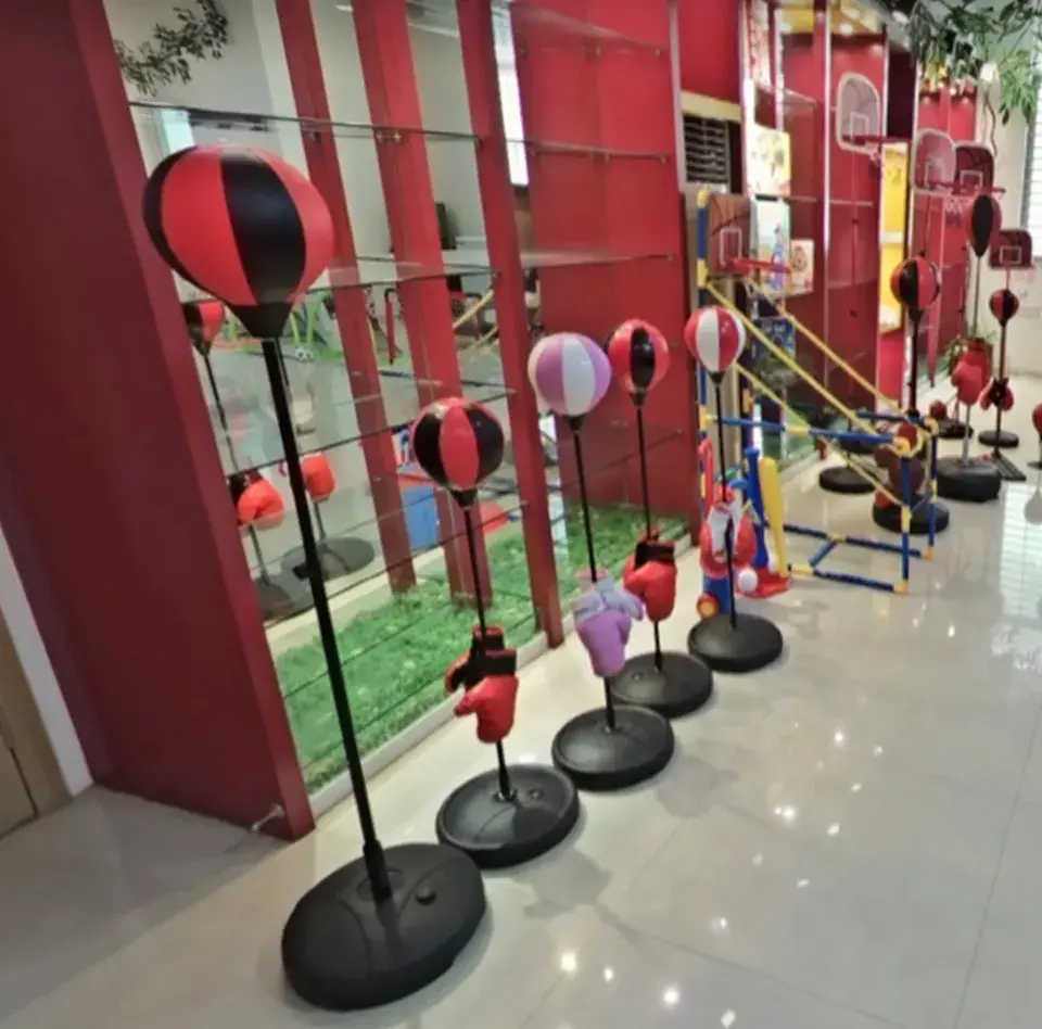 Adjustable sandbags for children aged 3-10 years