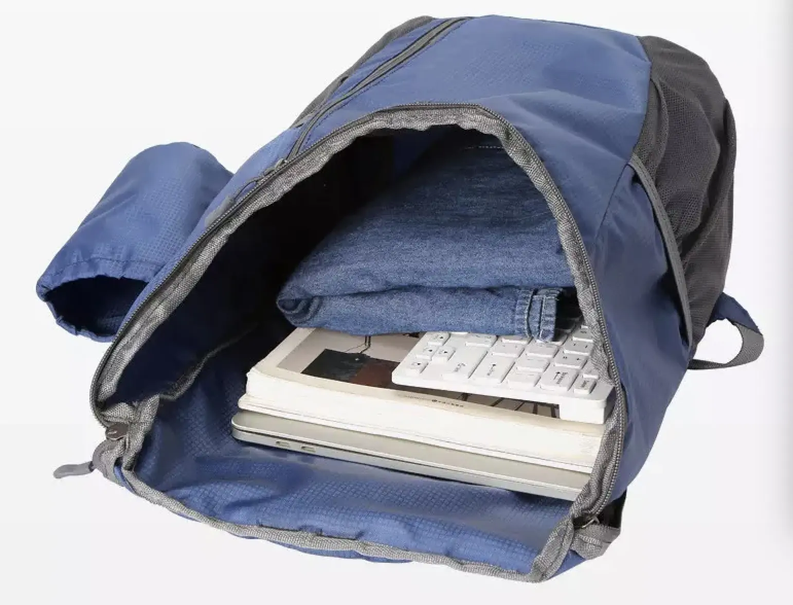 High Quality 20-35L Lightweight Waterproof Hiking Backpack, Breathable Backpack for Mountaineering Hiking Folding Outdoor Bag