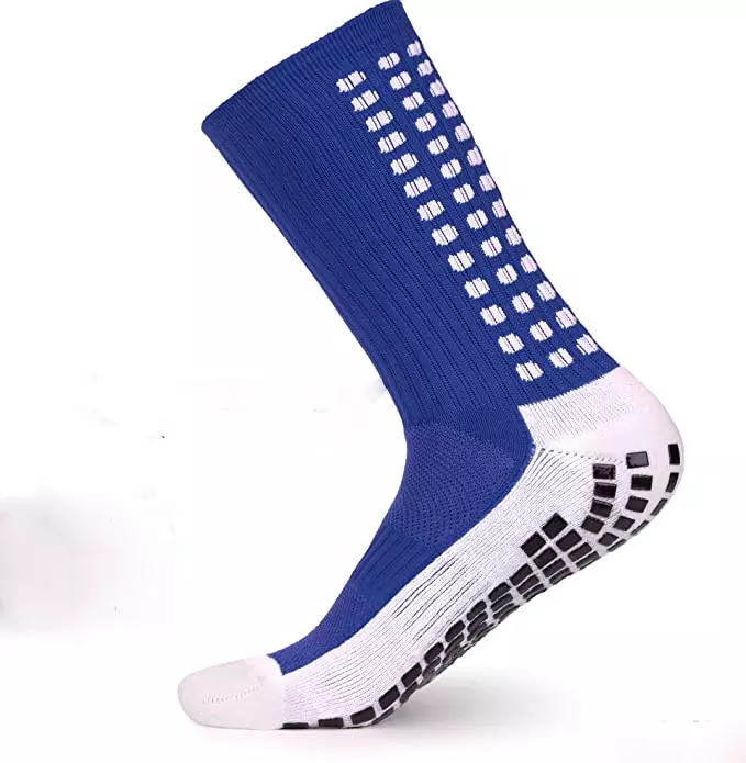 Low MOQ wholesale OEM crew anti slip custom logo men’s football football grip sport socks Featured Image