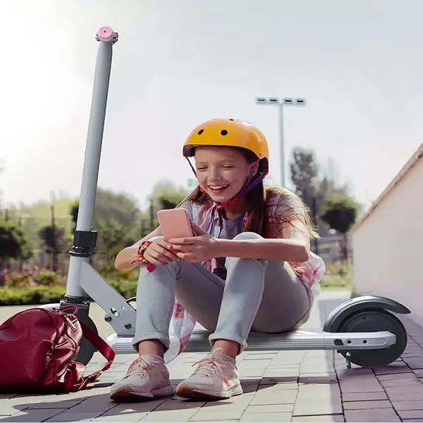 Yongtai Ryitgo 2022 UK EU warehouse Portable Children Kick E Scooter Kids Child E-Scooter Push Electric Scooter