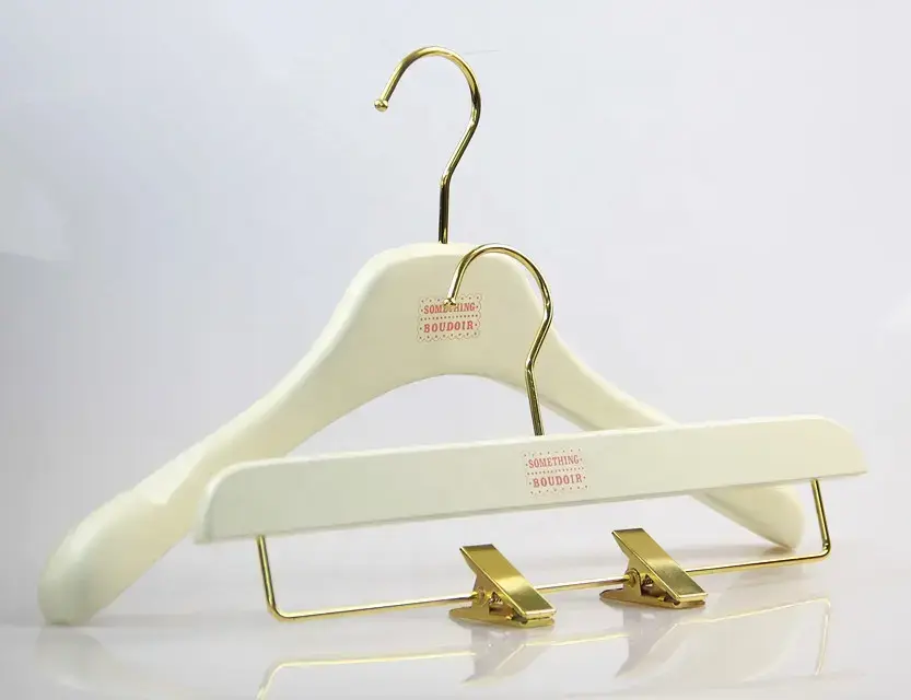 luxury wholesale white female wooden clothes hanger with custom LOGO Featured Image