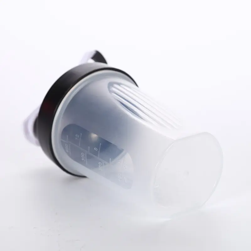 Outdoor fitness sports water cup protein powder shaker cup new fashion milkshake meal replacement cup plastic water cup