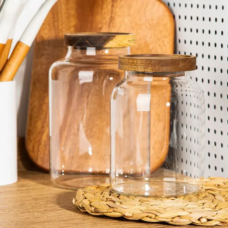 Oem Wide Mouth Thick High Borosilicate Glass Large Kitchen Grains Container Glass Spice Food Storage Jar With Wooden Lid Featured Image