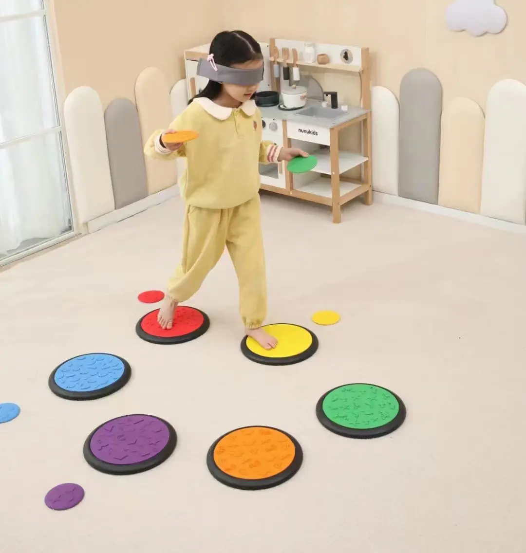 Matching Game Sensory Training Discs Tactile Stimulation for Kids Calming and Stimulating Early Learning Play With Eye Mask
